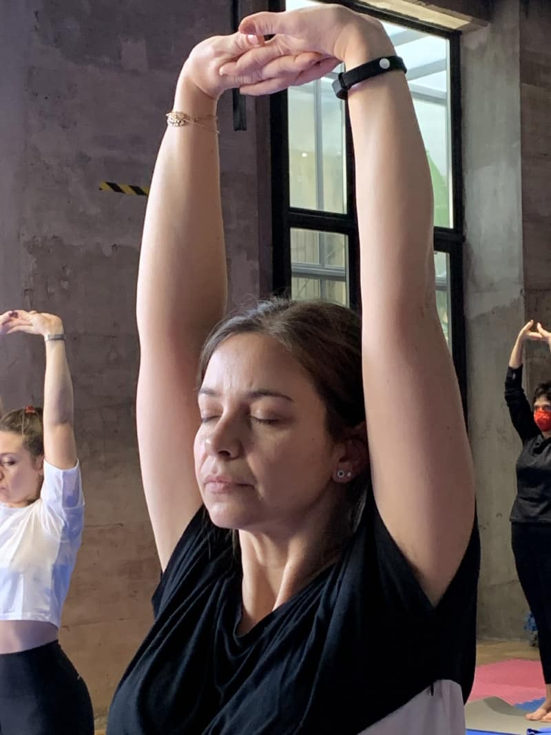 Yoga Postura Pomigliano